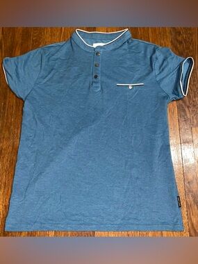 Scott James Women’s Large Polo